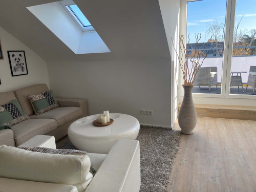 Wunderschöne und liebevoll 3 Zimmer Dachwohnung in Düsseldorf / Central and quite 3 Room Loft close to Old Town 15