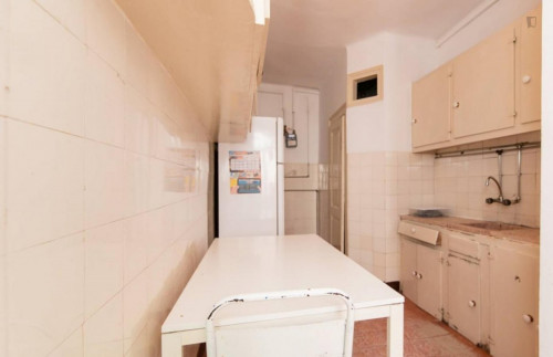Nice single bedroom near the Saldanha metro - Gallery - 10