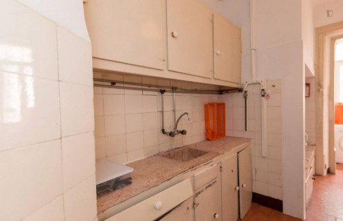Nice single bedroom near the Saldanha metro - Gallery - 11