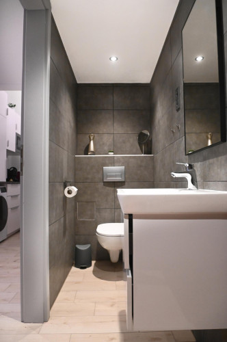 Passionate Studio close to Opera Metro