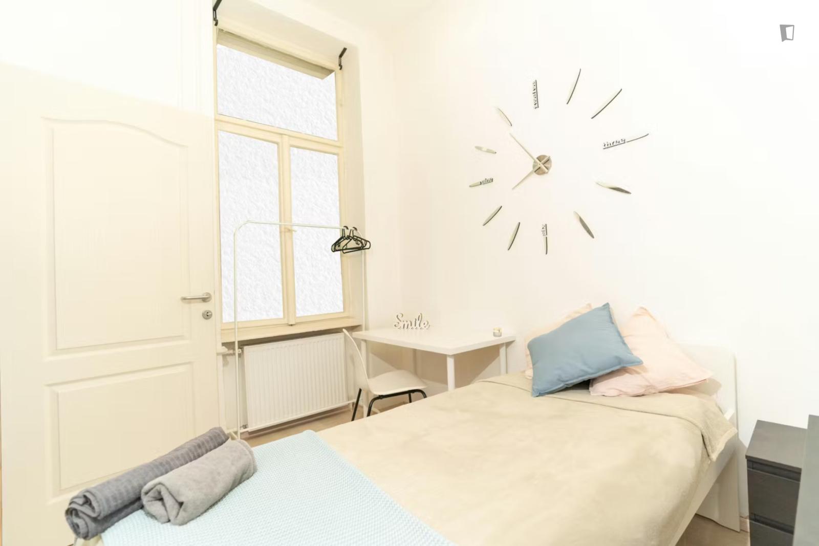 Snug Single Bedroom Near The Keleti Train Station - Snug single bedroom near the Keleti train station - Gallery - 1