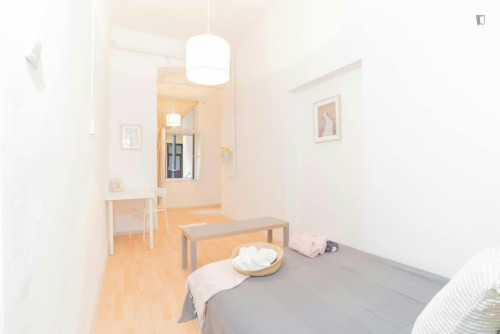 Big double bedroom in the Palace District