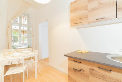 Big double bedroom in the Palace District  - Gallery -  5