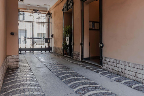 Apartment in Via Gerolamo Borgazzi, Monza for 110 m² with 2 bedrooms - Gallery - 35