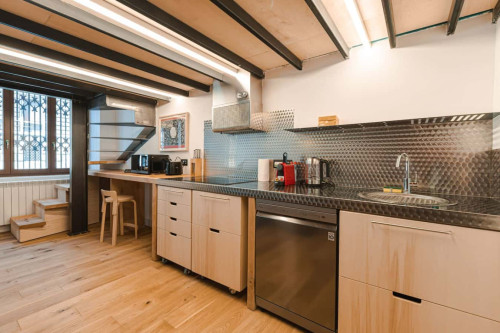 Coroneo - Gallery - 25