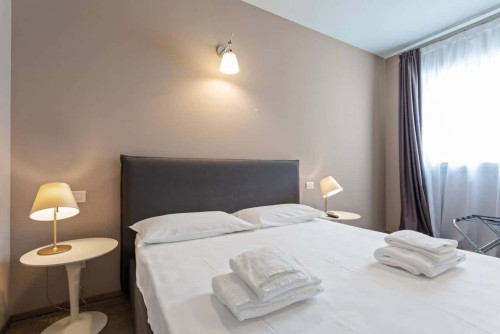 Appartamento familiare Cadorna con due camere da letto e terrazza - Gallery - 9