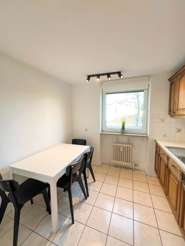 Von-Stauffenberg-Straße 92 - 1.OG / Zimmer 4