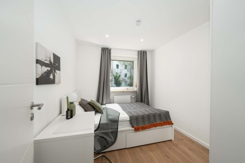 Leipartstraße - Room 4 + Balcony