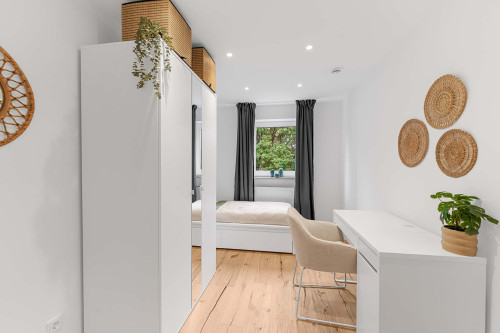 Curd-Jürgens-Straße room 1  - Gallery -  5