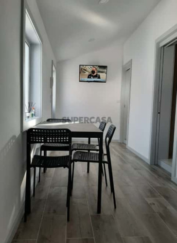 2-bedroom house for rent on Rua Direita de Aradas