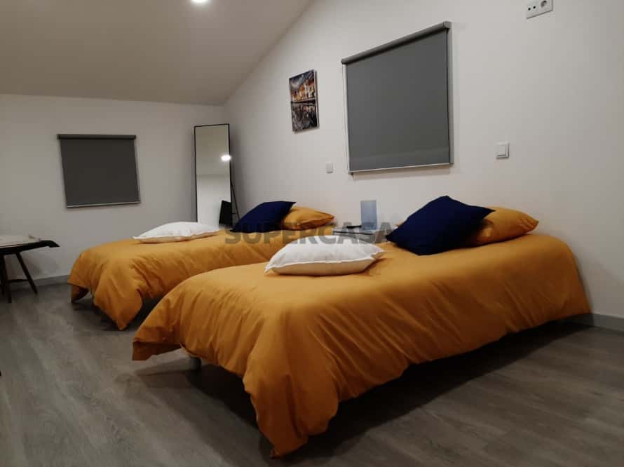 2-Bedroom House For Rent On Rua Direita De Aradas - 2
