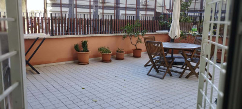 Appartamento con terrazzo e posto auto - Roma (zona Prati)