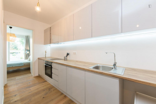Double bedroom, with balcony, in 3-bedroom apartment  - Gallery -  5