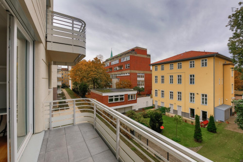 Double bedroom, with balcony, in 4-bedroom apartment  - Gallery -  5