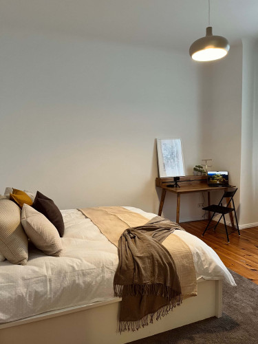 Apartment in Joachim-Friedrich-Straße, Berlin for 65 m² with 1 bedroom