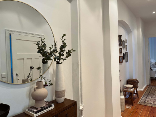 Apartment in Joachim-Friedrich-Straße, Berlin for 65 m² with 1 bedroom