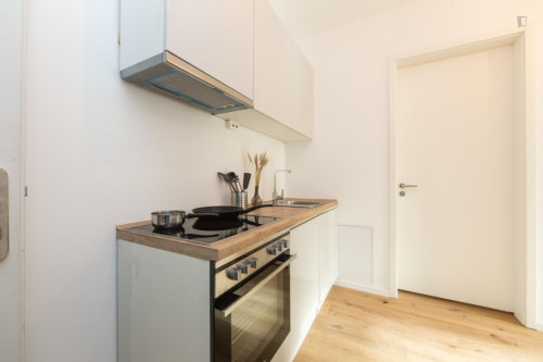 Double bedroom in 2-bedroom apartment