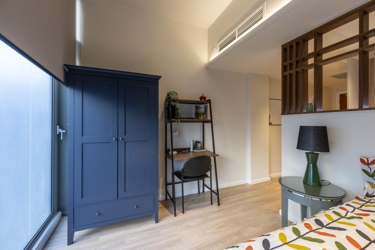  Bronze Courtyard Studio  -  St Andrew Street  - Gallery -  6