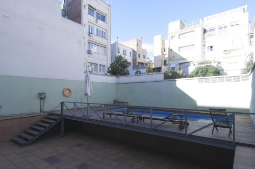 Awesome 2-bedroom apartment in artsy Gràcia