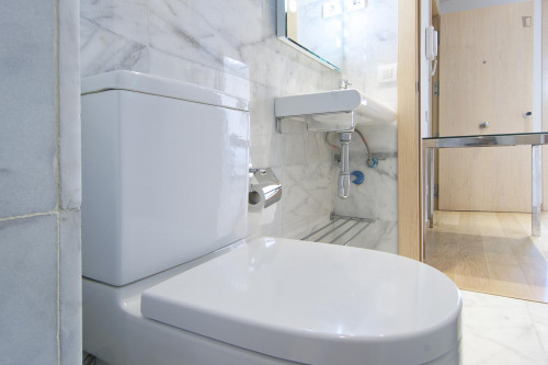 Awesome 3-bedroom apartment in L'Eixample - Gallery - 29