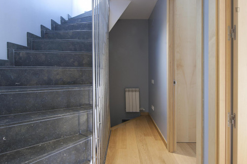 Deluxe 2-bedroom duplex apartment in Gràcia