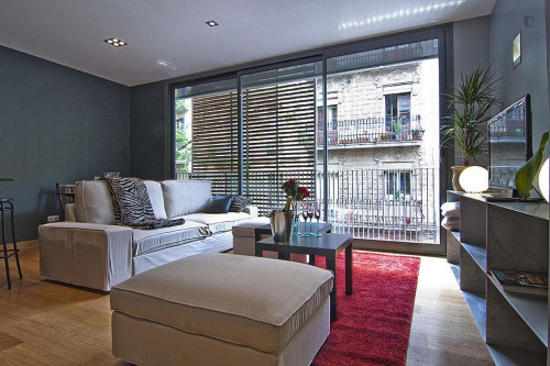 Elegant 2-bedroom apartment in lively Gràcia