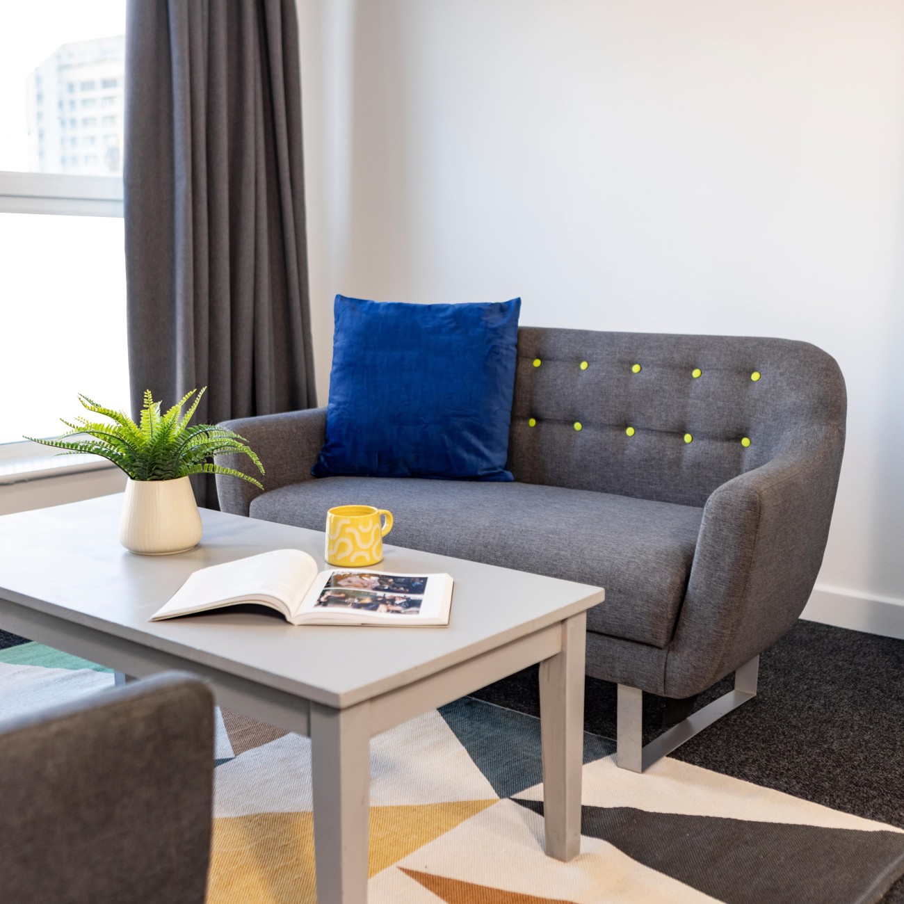  بلاتينوم اونسويت  -  البرت كورت  - Gallery -  4