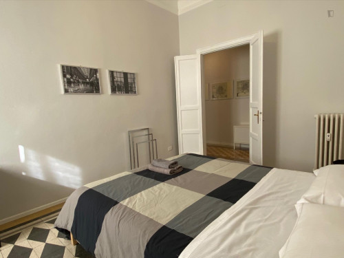 Comfortable funcional 3 br 95 m / 1020 ft flat