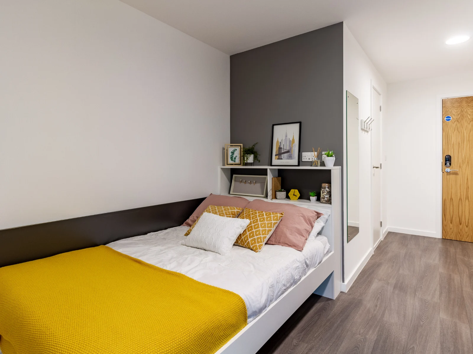  Premium En Suite  -  Pavilion Court  - Gallery -  1