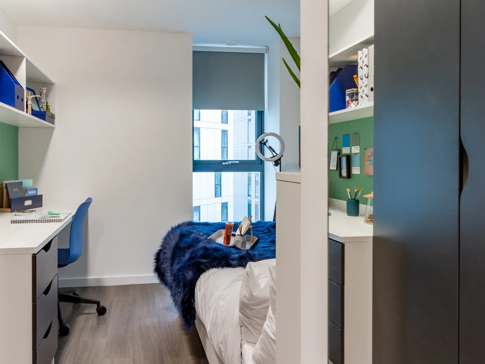  Skyline En Suite  -  Pavilion Court  - Gallery -  3