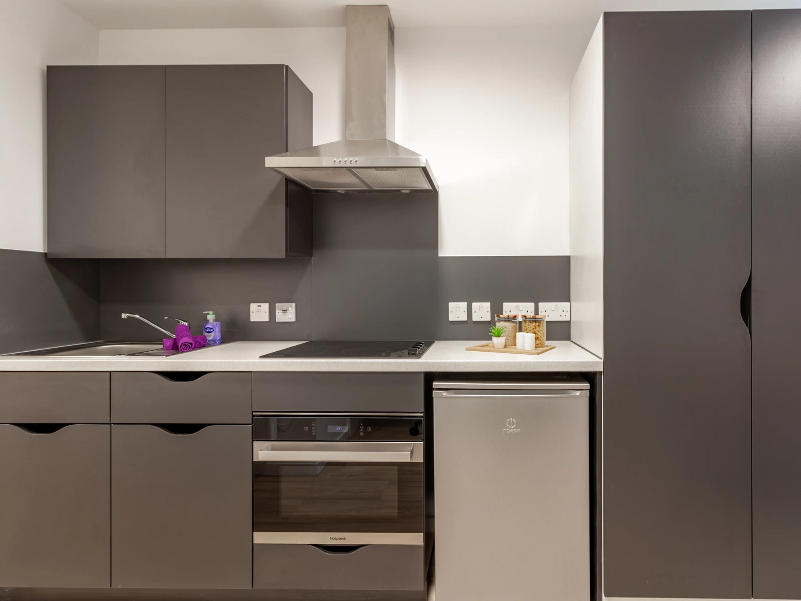  Classic Studio  -  Pavilion Court  - Gallery -  6