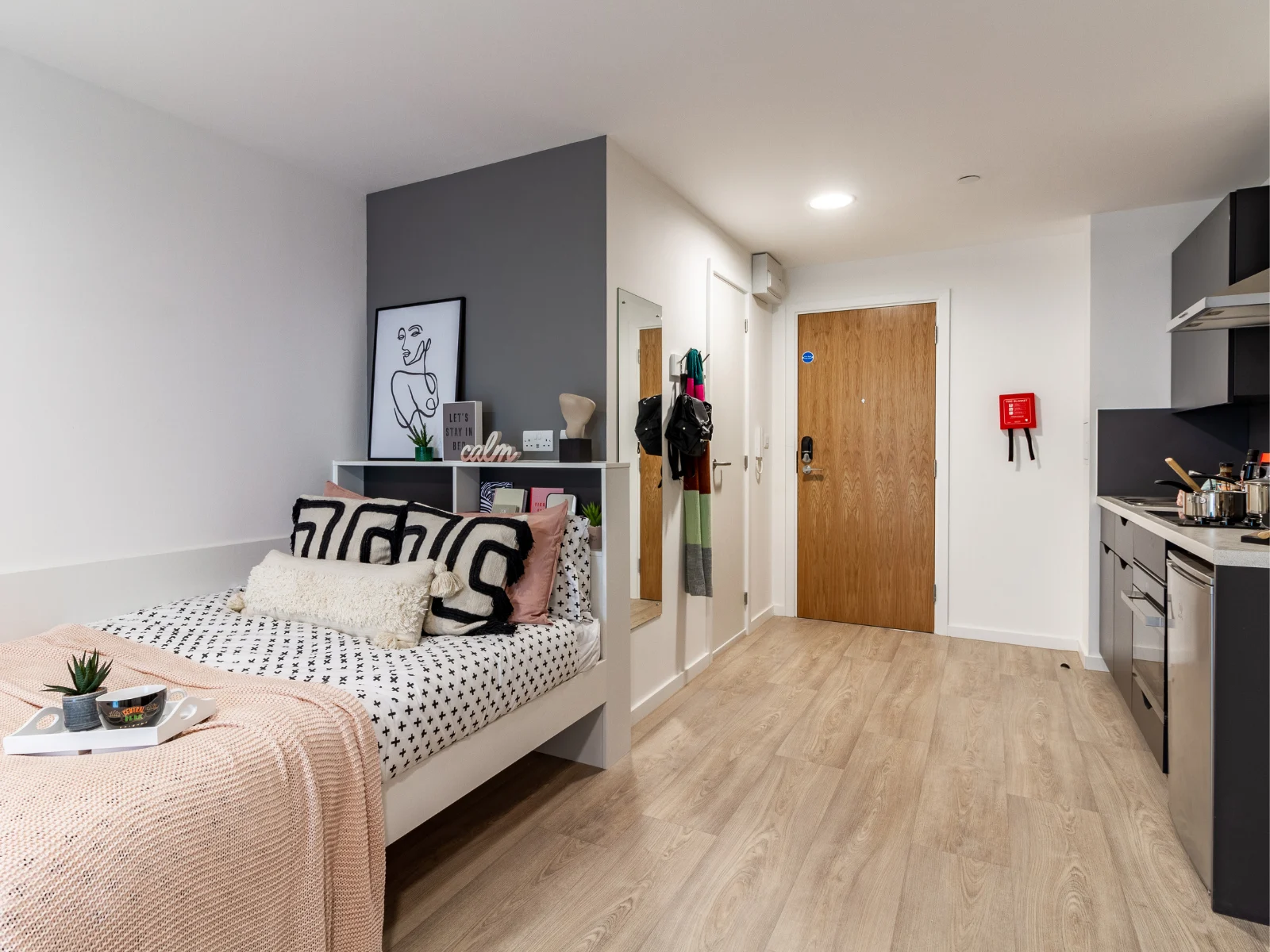  Skyline Studio  -  Pavilion Court  - Gallery -  3