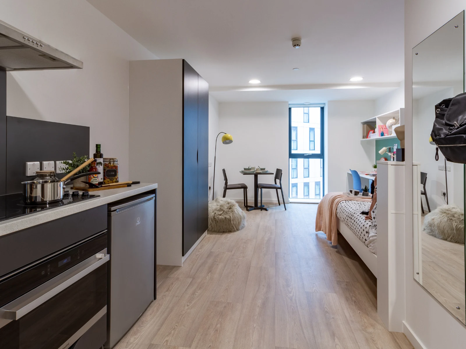  Skyline Studio  -  Pavilion Court  - Gallery -  4