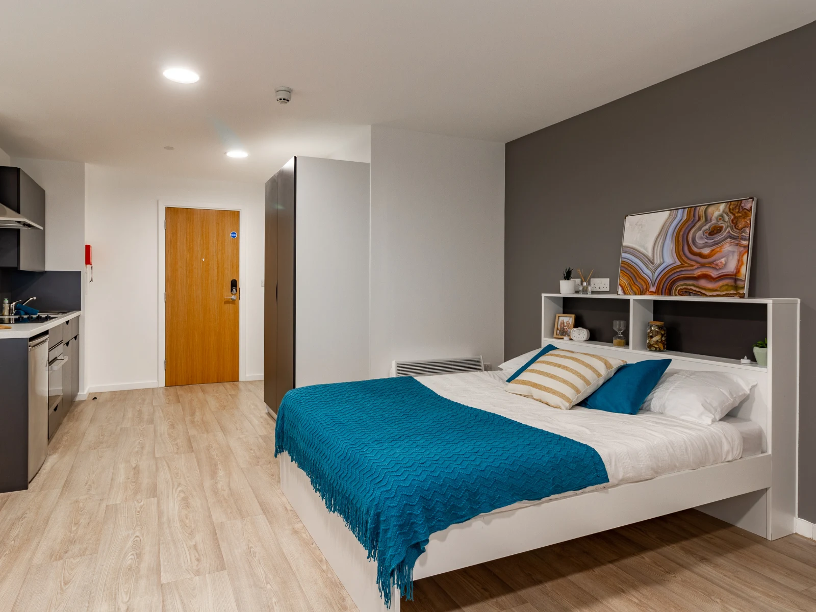  Penthouse Studio  -  Pavilion Court  - Gallery -  1