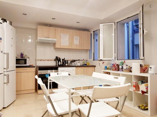 Inviting double ensuite bedroom close to Plaza Mayor