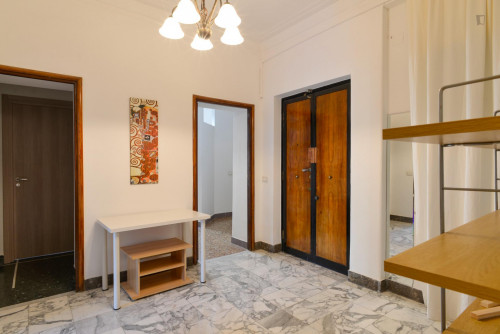 Snug single bedroom near the Euclide train station - Gallery - 14