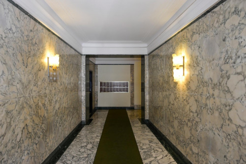 Snug single bedroom near the Euclide train station - Gallery - 16