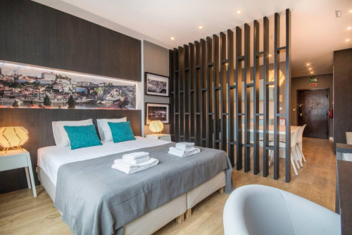 Studio near 24 de Agosto metro station