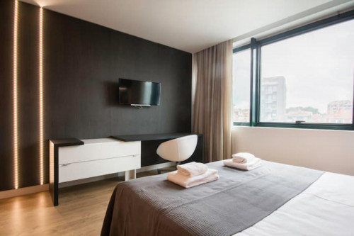 Studio near 24 de Agosto metro station