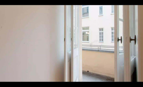 Zimmer in der Königin-Elisabeth-Str. 1