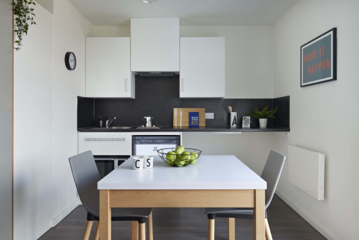  Bronze Studio  -  Sharman Court  - Gallery -  2