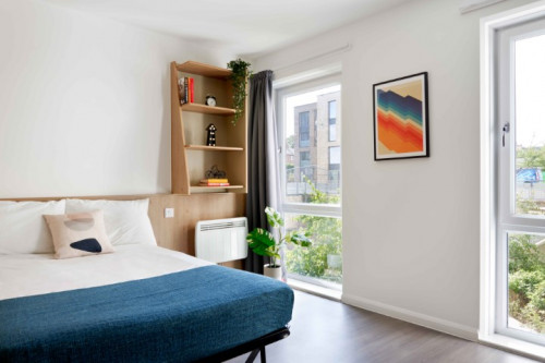 Hampton Square - Gallery - 17