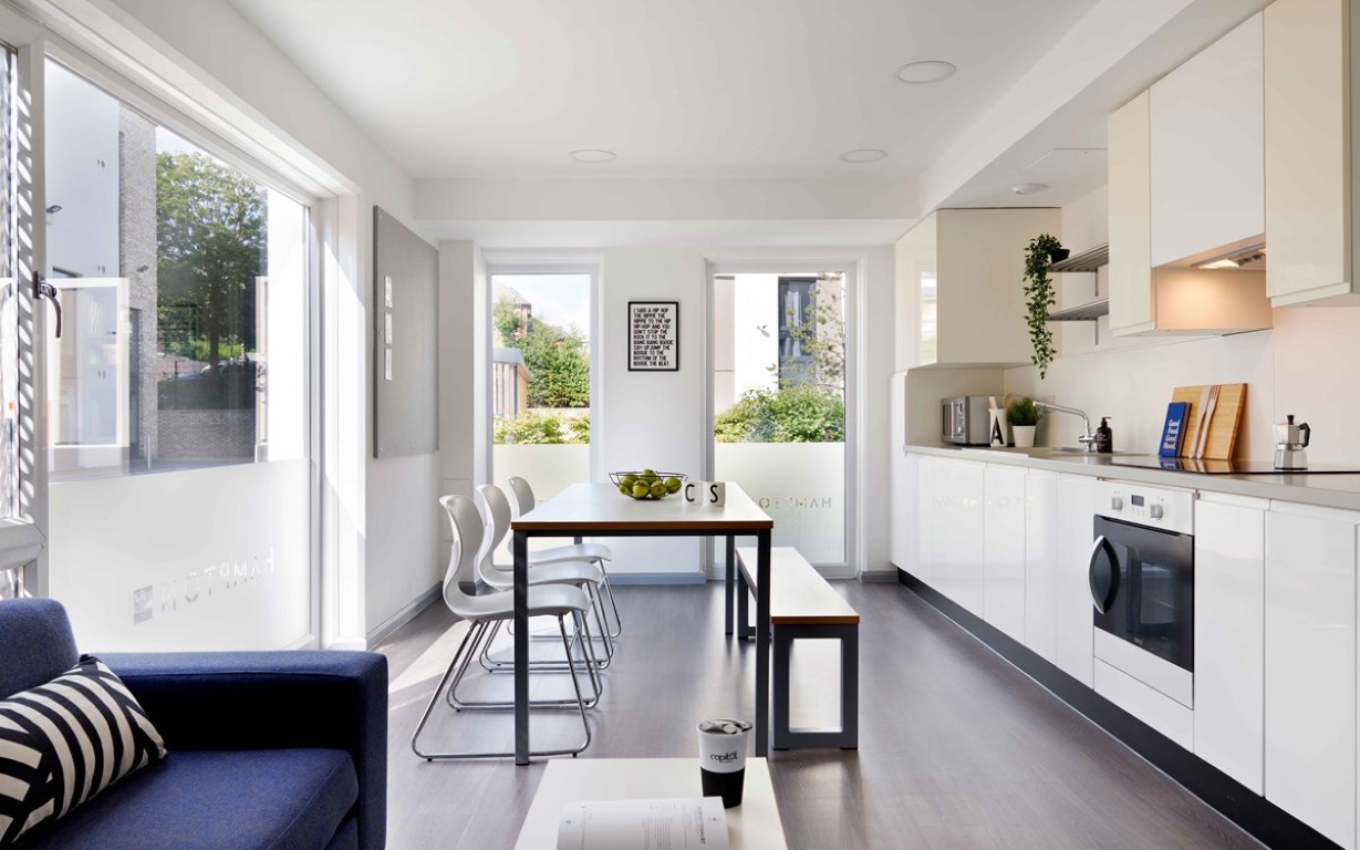  Bronze En-Suite  -  Hampton Square  - Gallery -  6