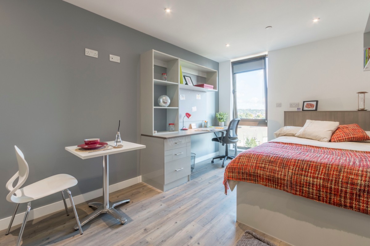 Premium Gold Studio - Glendower House - Gallery - 5