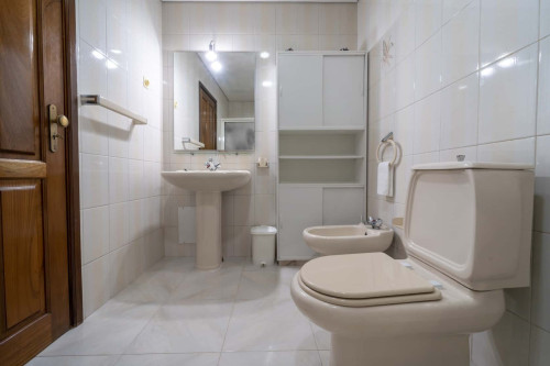 Vasco da Gama - Three bedrooms apartment in Rua Vasco da Gama - Gallery - 7