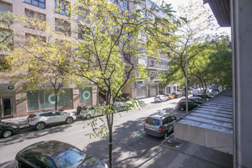 Charismatic double bedroom in a student flat, in Vallehermoso