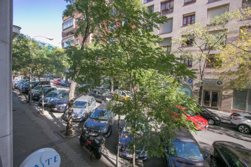 Charismatic double bedroom in a student flat, in Vallehermoso