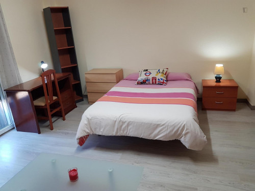 Single bedroom, with balcony, in 1-bedroom house
