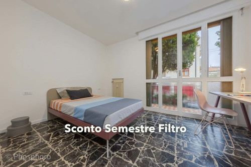 Room in Via Leonardo Emo Capodilista, Padova for 110 m² with 7 bedrooms
