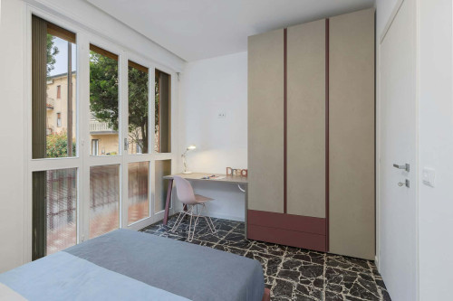 Room in Via Leonardo Emo Capodilista, Padova for 110 m² with 7 bedrooms - Gallery - 8